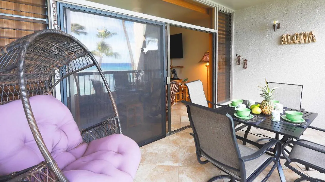 Maui Westside Presents: Hale Mahina B302 - 1Bed/1Bath Turtle Condo! 拉海纳 公寓式酒店